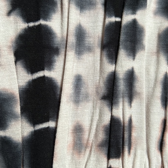 Romper - Picture 5 of 5